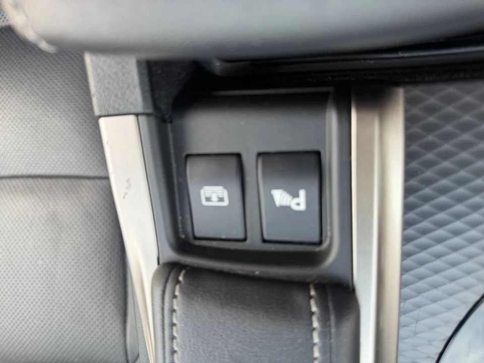 2018 Lexus GS 4th Gen - Image 22 of 24