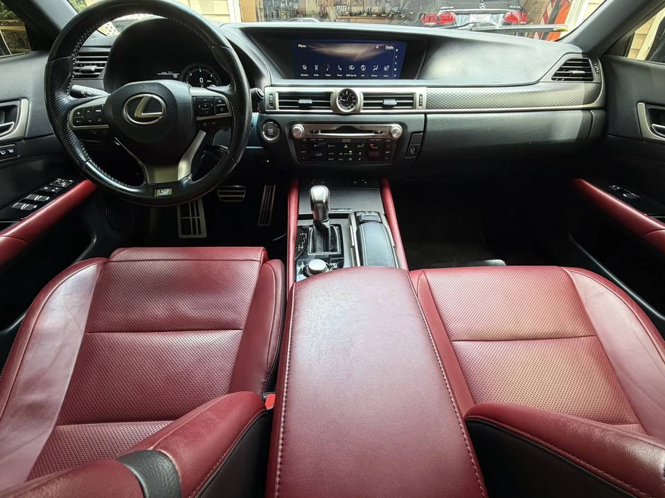 2018 Lexus GS 4th Gen - Image 12 of 19