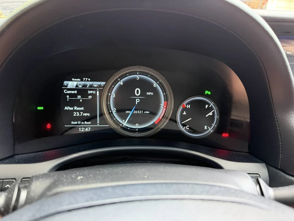 2018 Lexus GS 4th Gen - Image 14 of 19