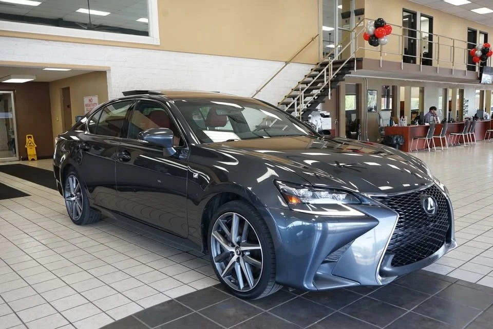 2018 Lexus GS 4th Gen - Image 12 of 20