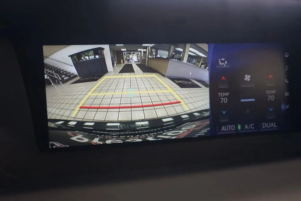 2018 Lexus GS 4th Gen - Image 6 of 20