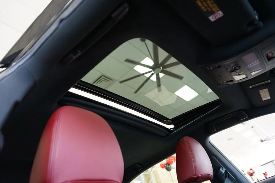 2018 Lexus GS 4th Gen - Image 7 of 20