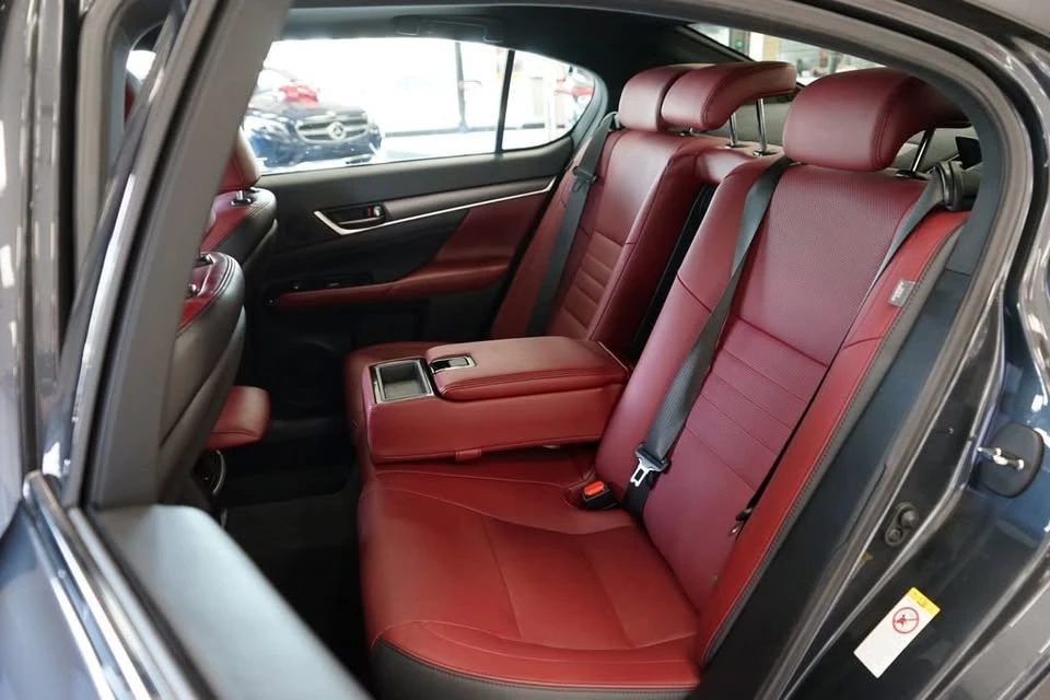 2018 Lexus GS 4th Gen - Image 19 of 20