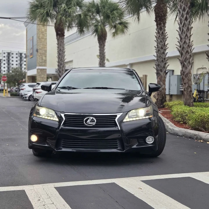 2018 Lexus GS 4th Gen - Image 4 of 8