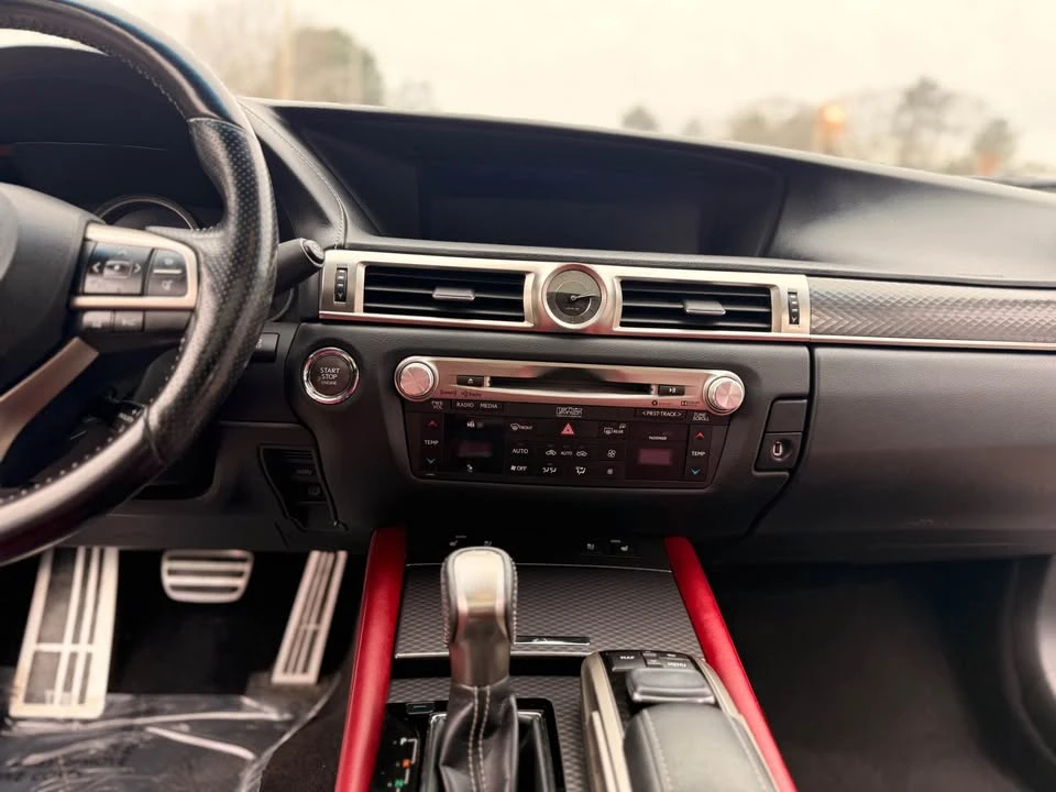 2018 Lexus GS 4th Gen - Image 18 of 20