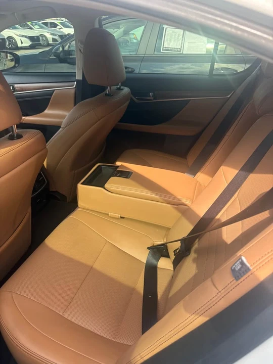 2018 Lexus GS 4th Gen - Image 3 of 5