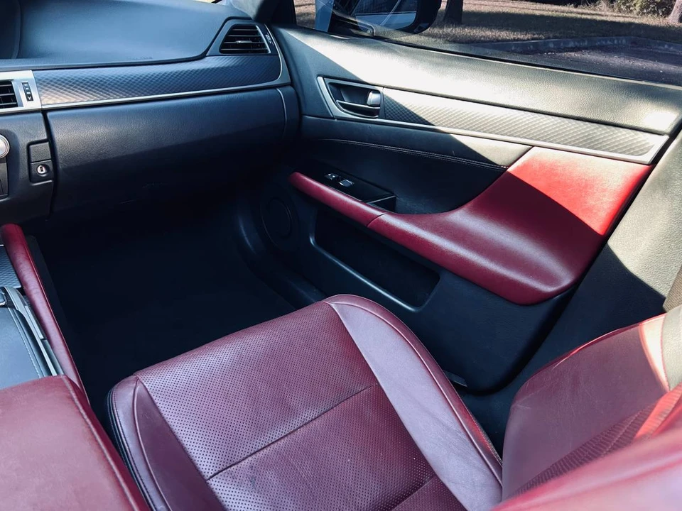 2018 Lexus GS 4th Gen - Image 17 of 23
