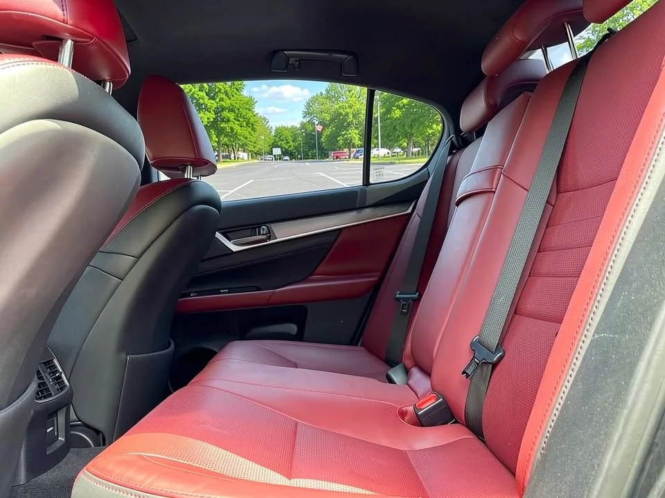 2018 Lexus GS 4th Gen - Image 12 of 14
