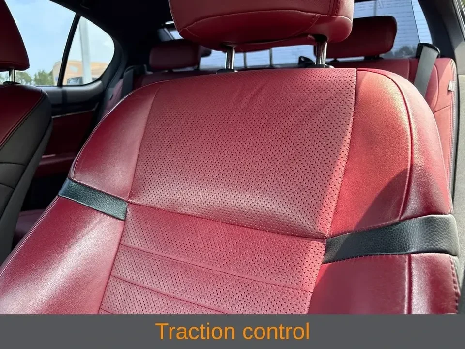 2018 Lexus GS 4th Gen - Image 5 of 14
