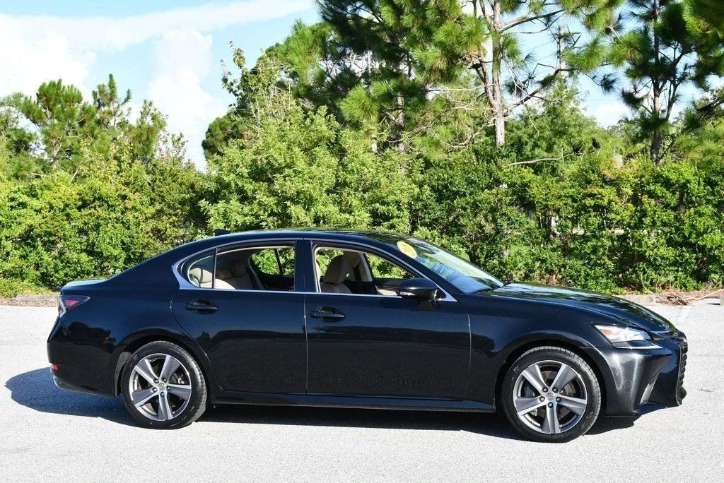 2018 Lexus GS 4th Gen - Image 8 of 12