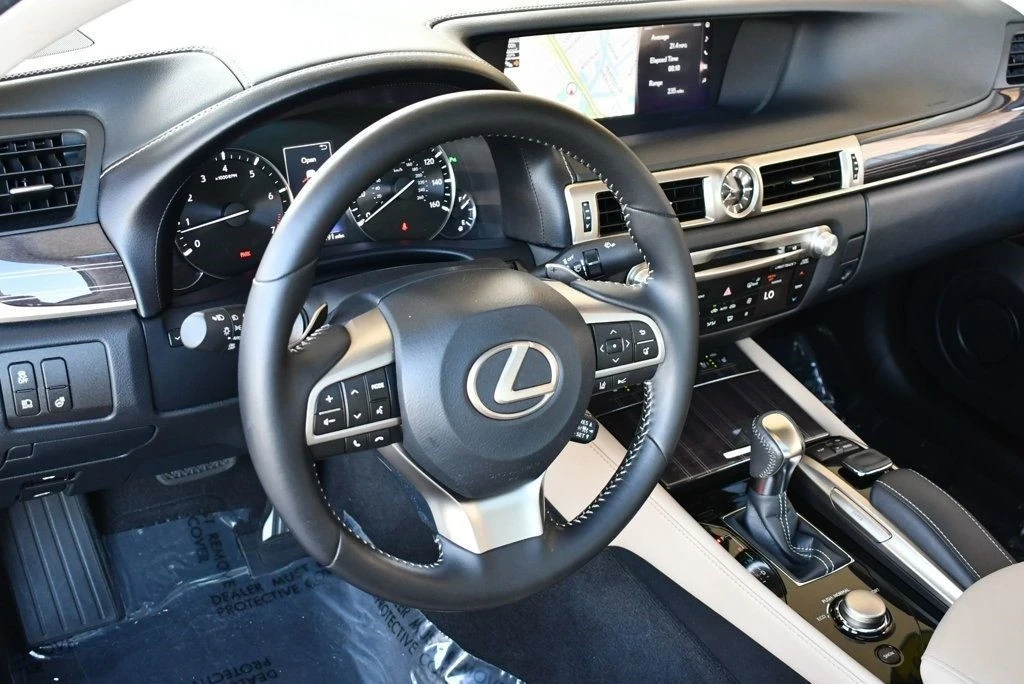 2018 Lexus GS 4th Gen - Image 12 of 12