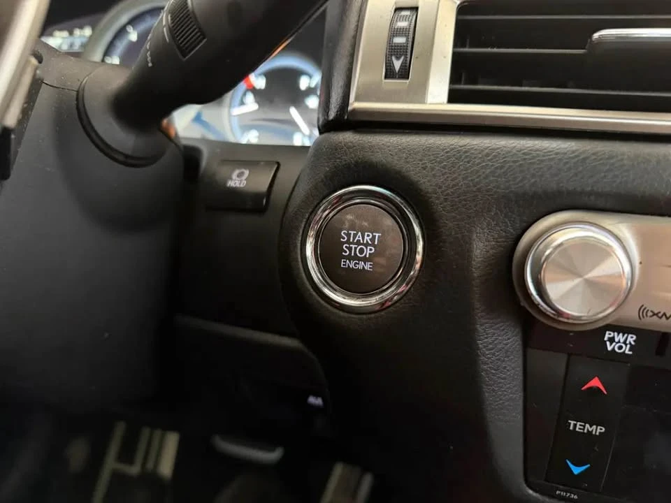 2018 Lexus GS 4th Gen - Image 16 of 19