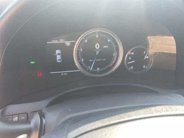 2018 Lexus GS 4th Gen - Image 17 of 20