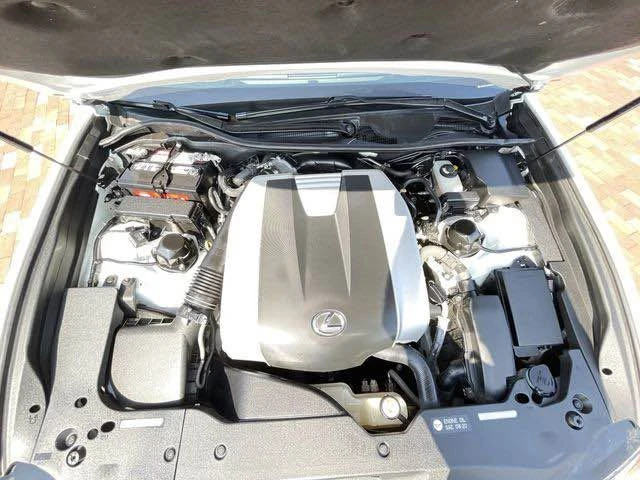 2018 Lexus GS 4th Gen - Image 10 of 20