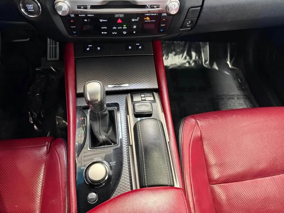 2018 Lexus GS 4th Gen - Image 19 of 19