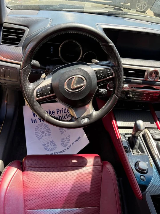 2018 Lexus GS 4th Gen - Image 8 of 11