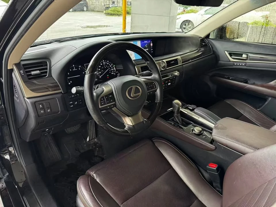 2018 Lexus GS 4th Gen - Image 9 of 18