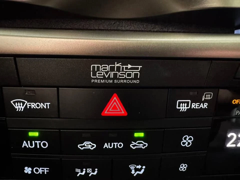 2018 Lexus GS 4th Gen - Image 12 of 18