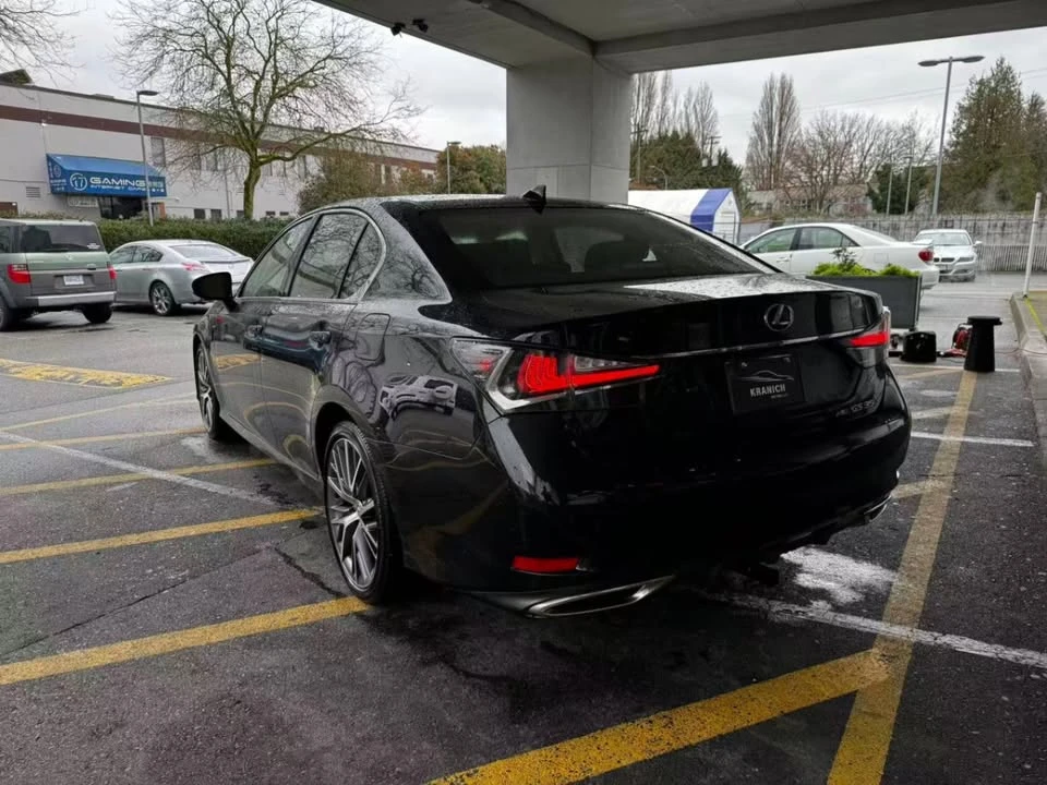 2018 Lexus GS 4th Gen - Image 4 of 18