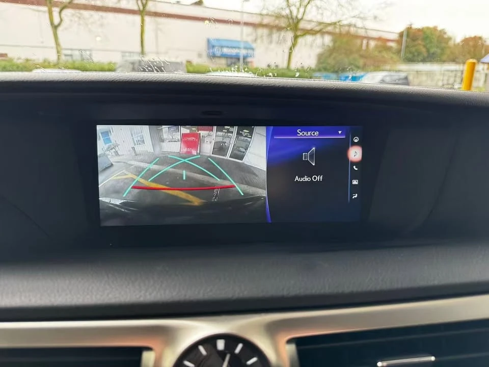 2018 Lexus GS 4th Gen - Image 11 of 18