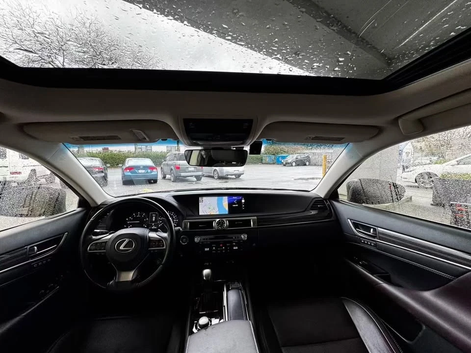 2018 Lexus GS 4th Gen - Image 8 of 18