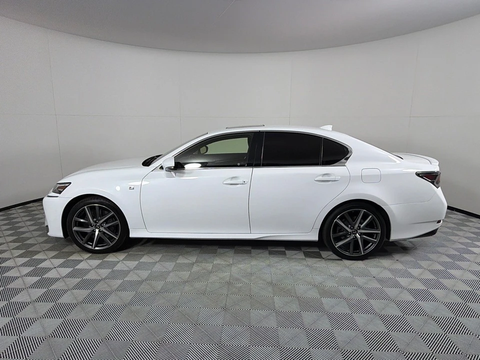 2018 Lexus GS 4th Gen - Image 8 of 27