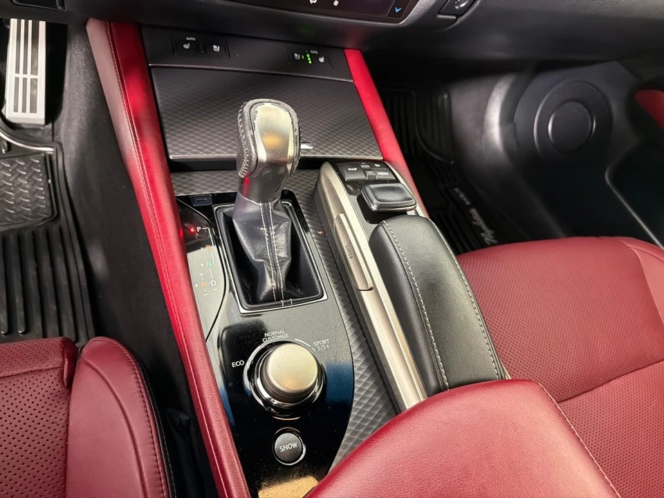 2018 Lexus GS 4th Gen - Image 19 of 27