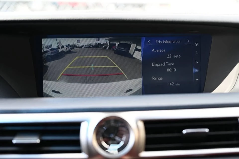 2018 Lexus GS 4th Gen - Image 11 of 20