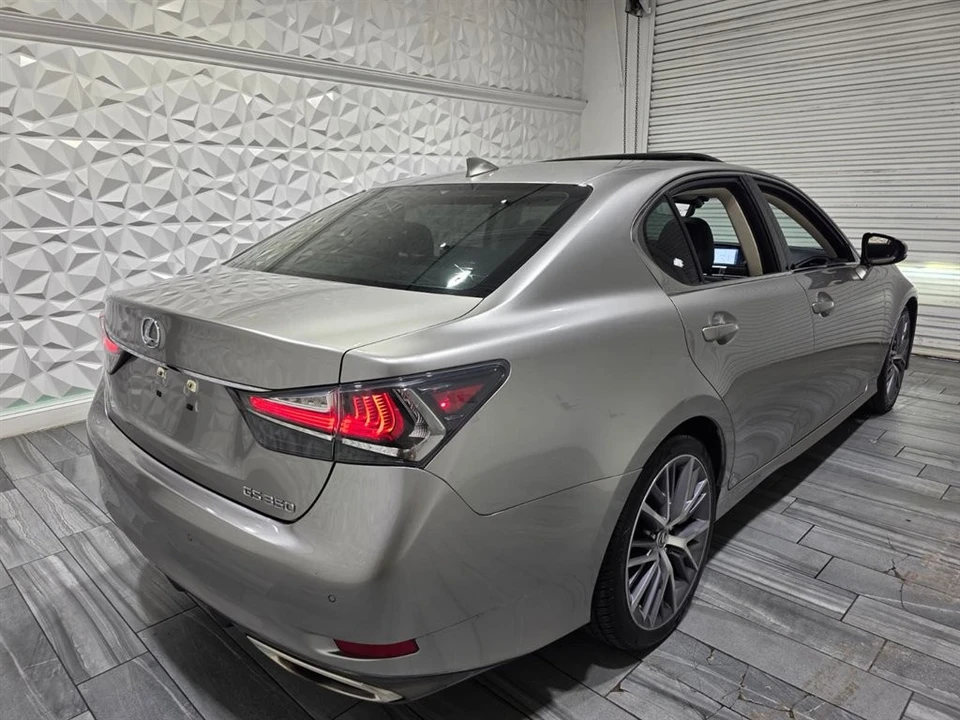 2018 Lexus GS 4th Gen - Image 14 of 21