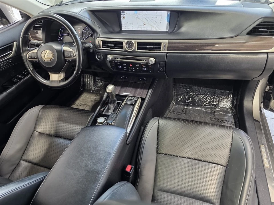 2018 Lexus GS 4th Gen - Image 16 of 21