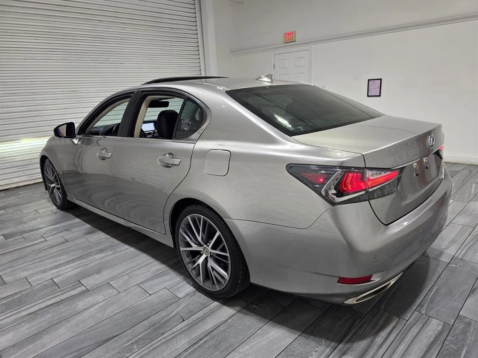 2018 Lexus GS 4th Gen - Image 12 of 21
