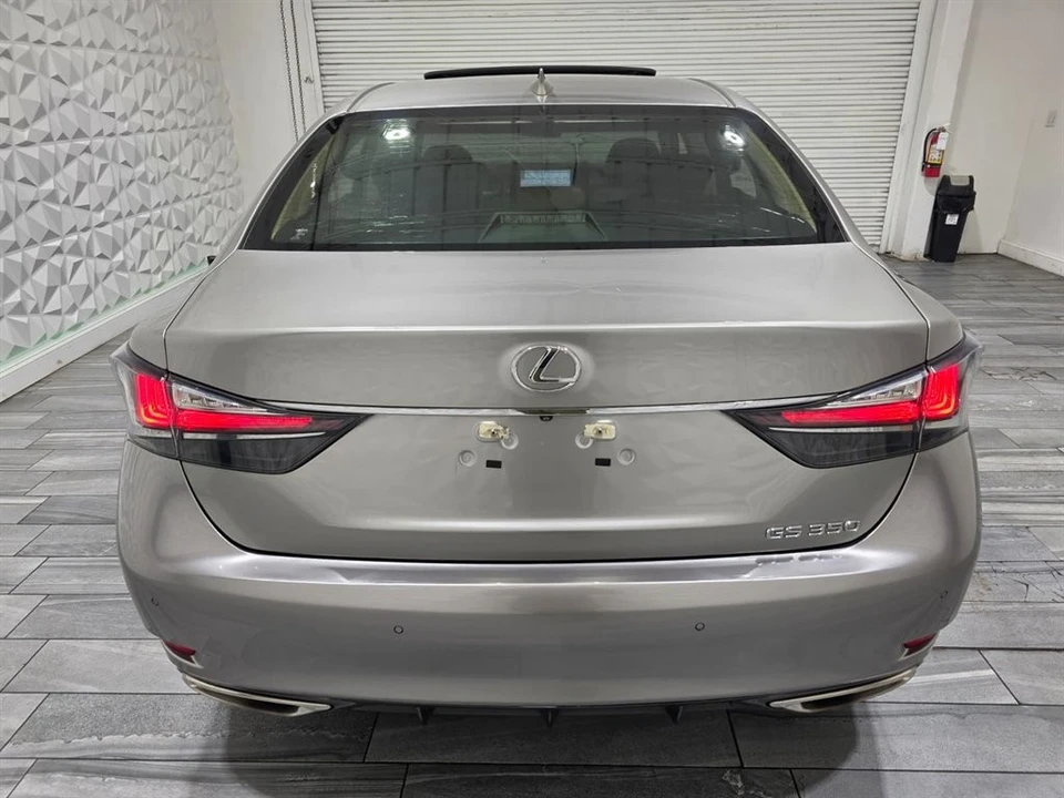 2018 Lexus GS 4th Gen - Image 13 of 21