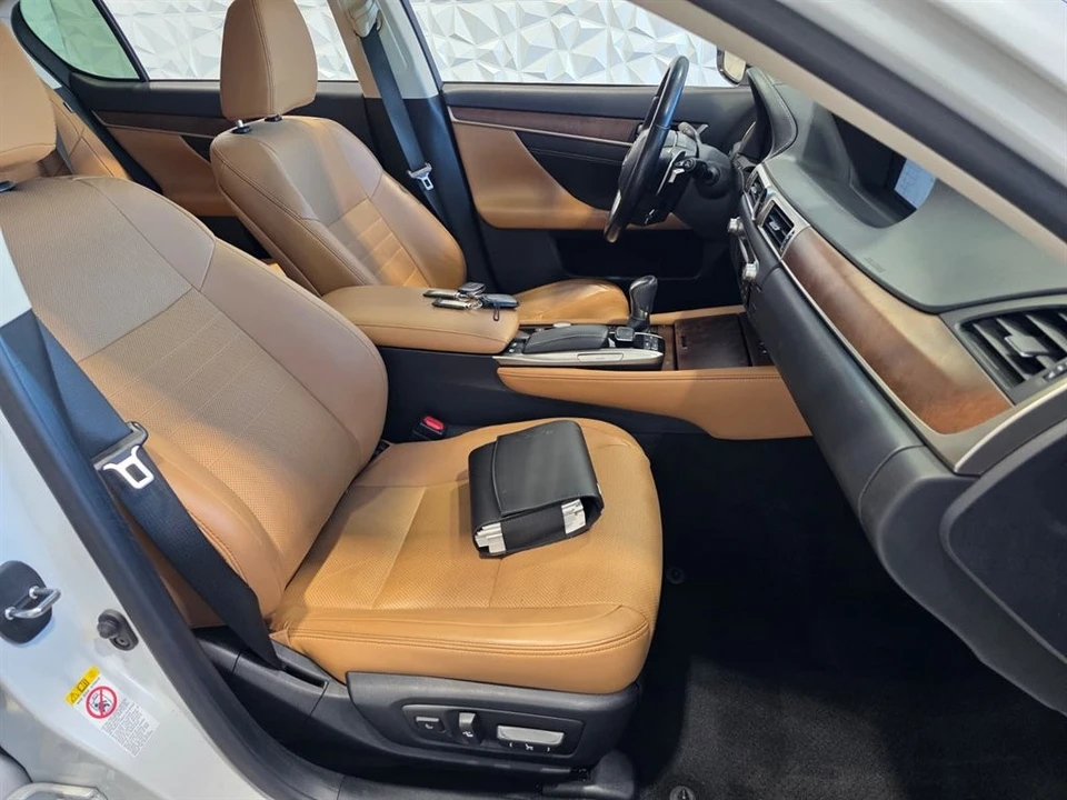 2018 Lexus GS 4th Gen - Image 31 of 31
