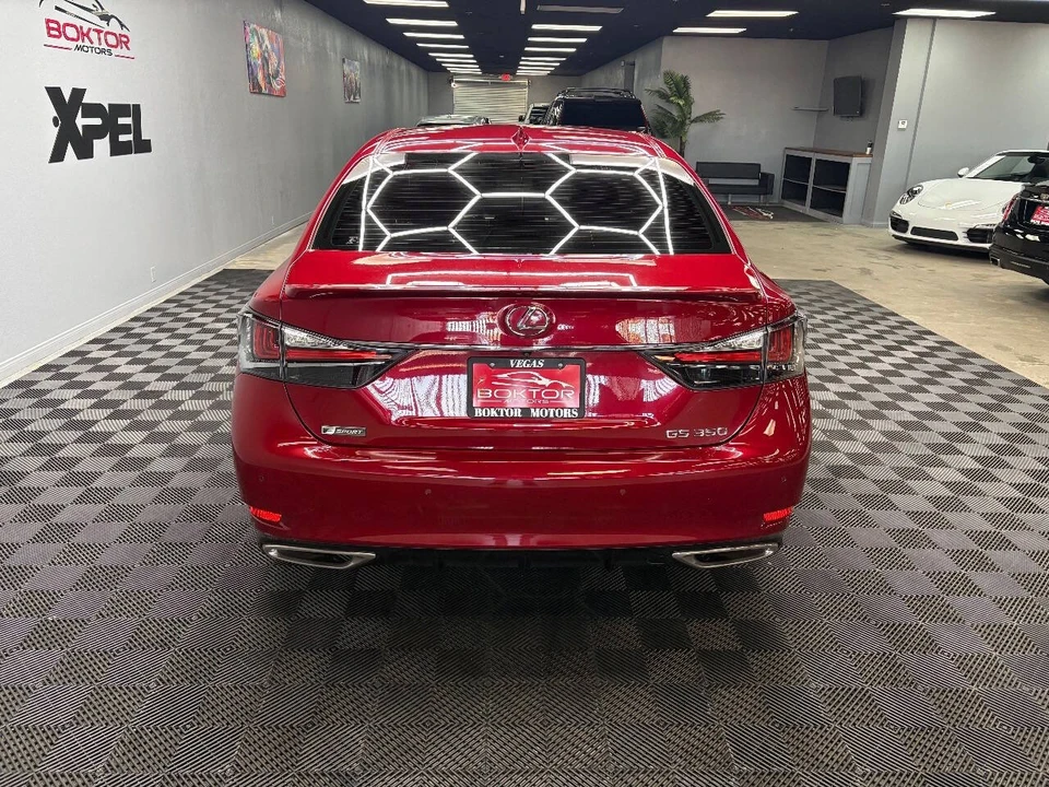 2018 Lexus ES 6th Gen - Image 10 of 12