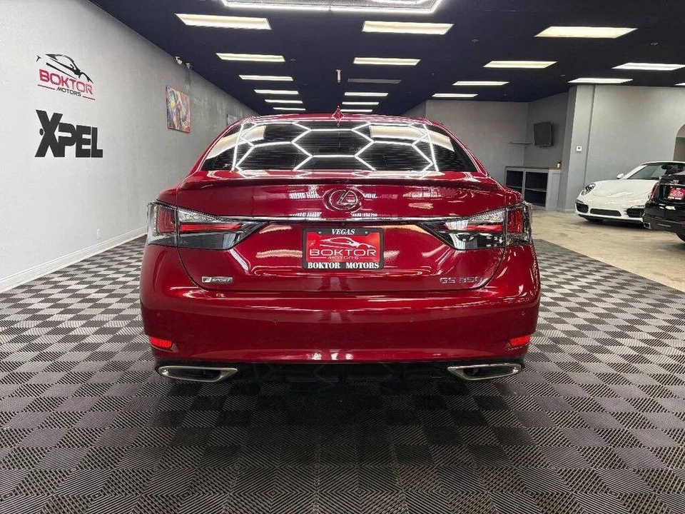 2018 Lexus GS 4th Gen - Image 11 of 21
