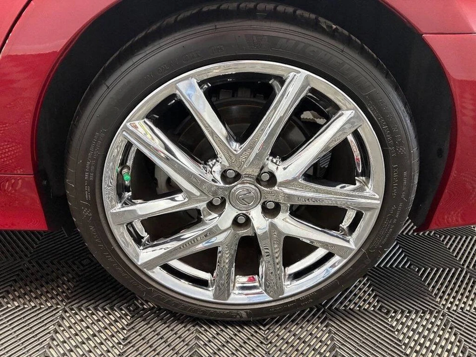 2018 Lexus GS 4th Gen - Image 16 of 21