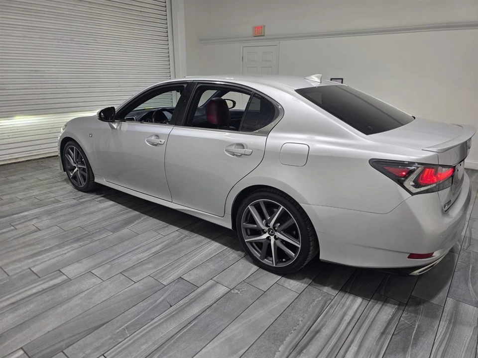 2018 Lexus GS 4th Gen - Image 15 of 27