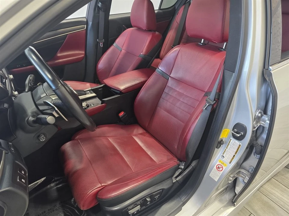 2018 Lexus GS 4th Gen - Image 16 of 27