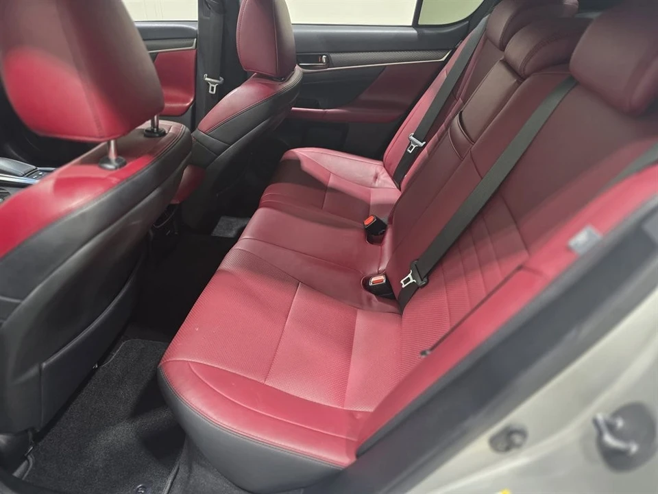 2018 Lexus GS 4th Gen - Image 21 of 27