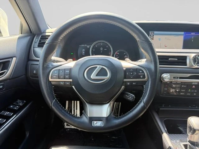 2018 Lexus GS 4th Gen - Image 22 of 31