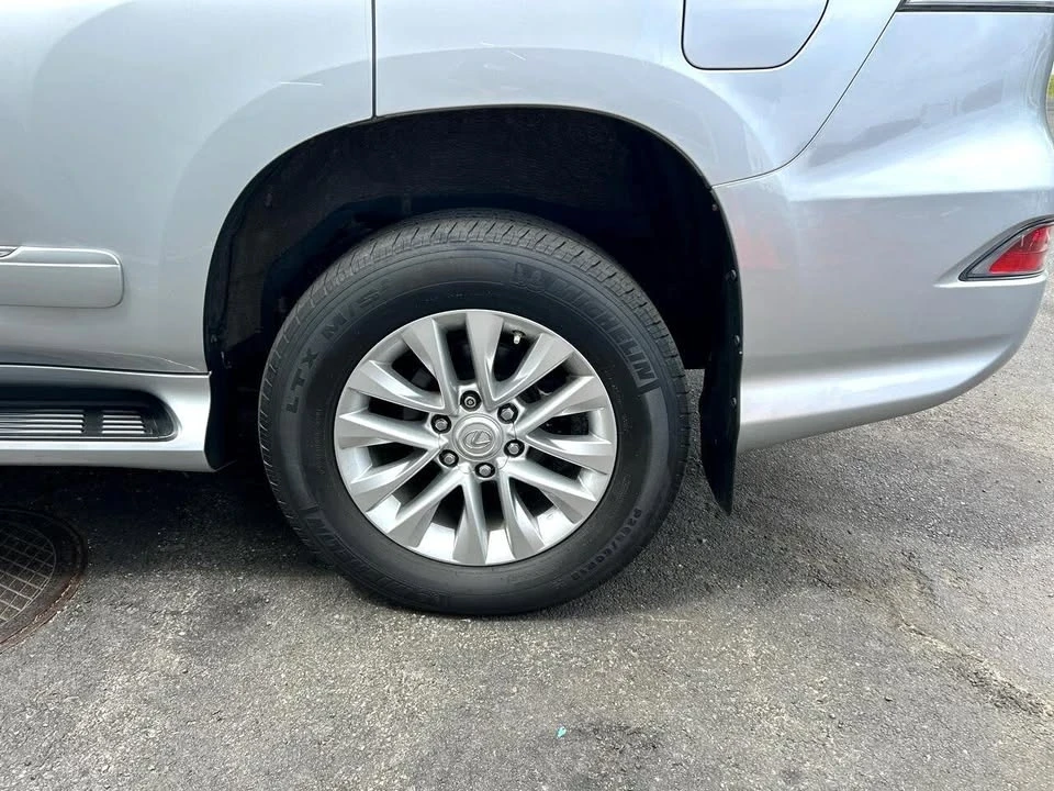 2018 Lexus GX 2nd Gen - Image 15 of 18