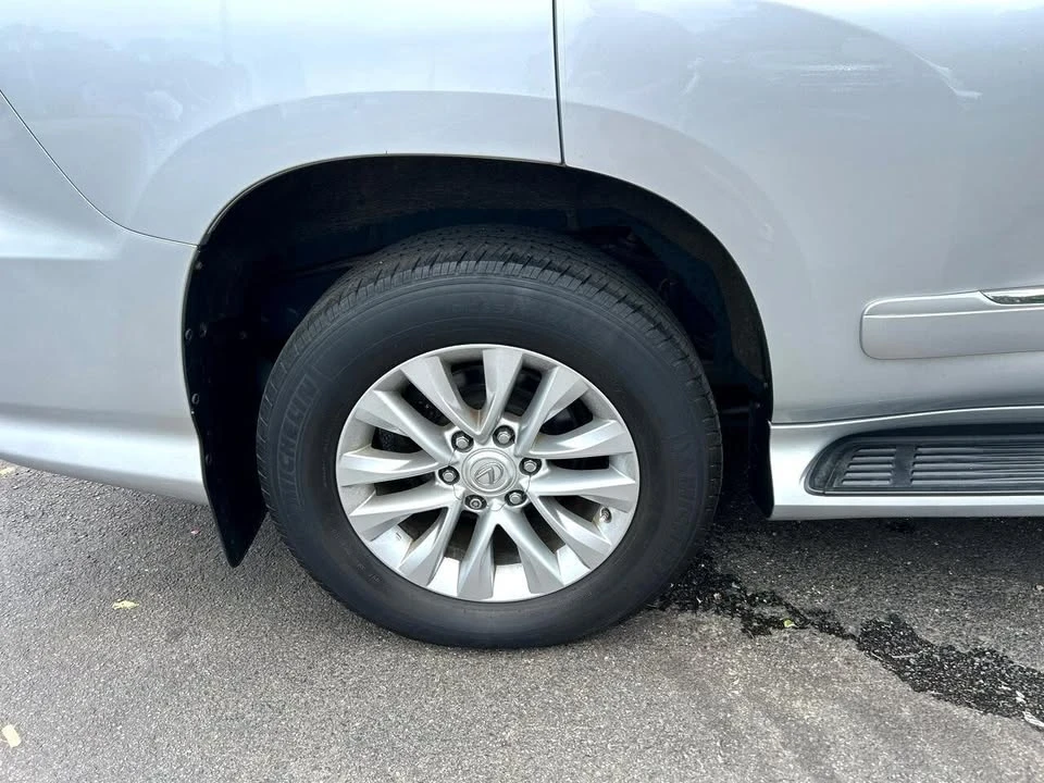 2018 Lexus GX 2nd Gen - Image 18 of 18
