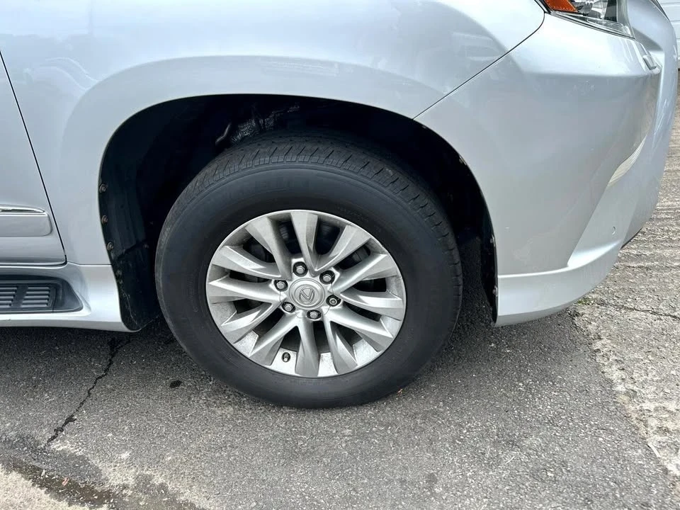 2018 Lexus GX 2nd Gen - Image 17 of 18