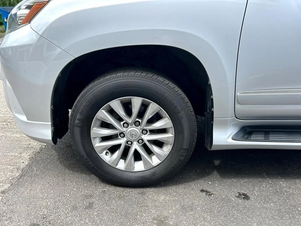 2018 Lexus GX 2nd Gen - Image 16 of 18