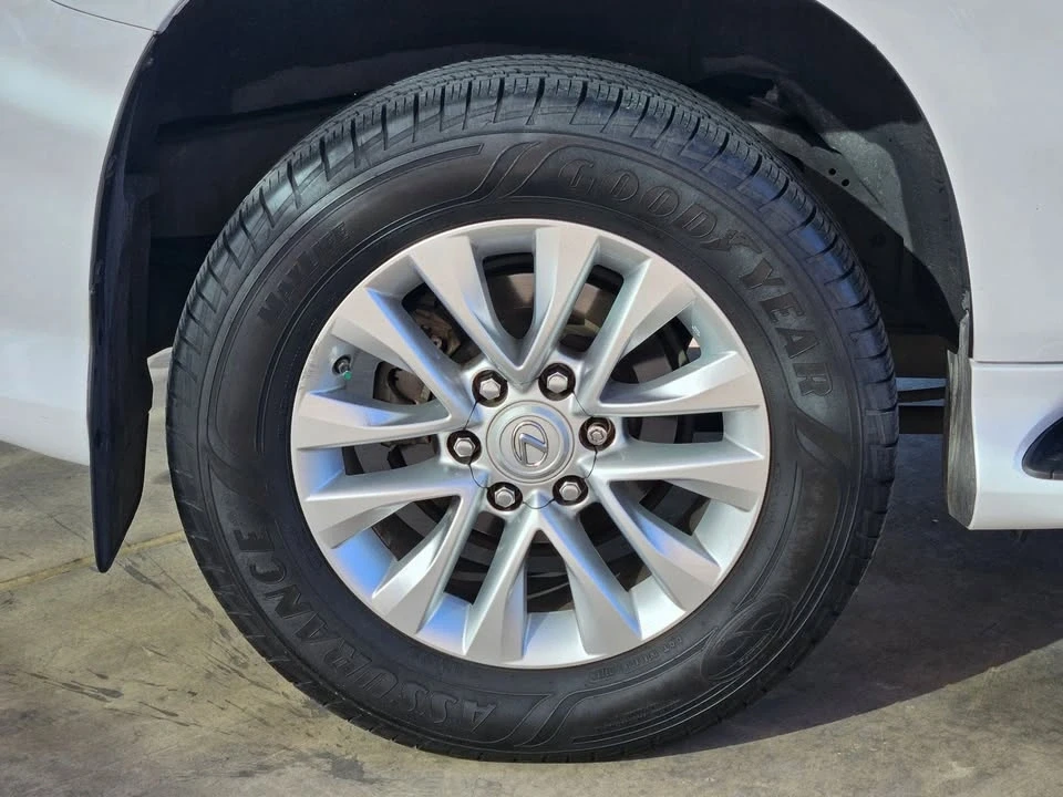 2018 Lexus GX 2nd Gen - Image 13 of 14