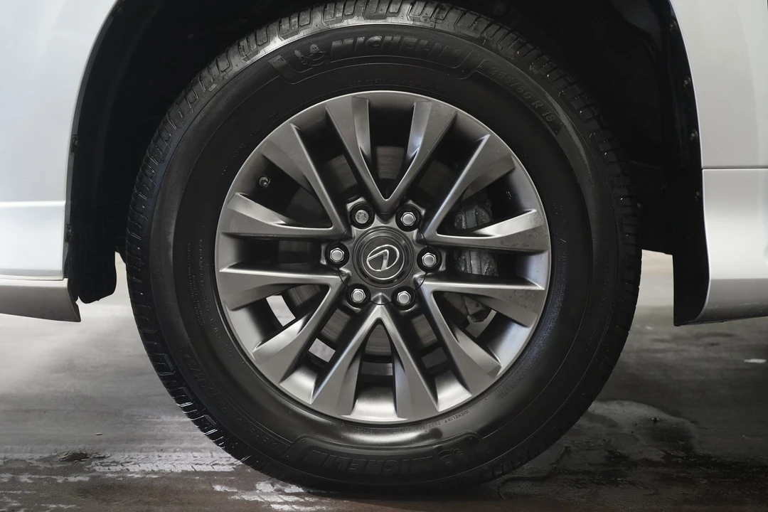 2018 Lexus GX 2nd Gen - Image 10 of 12