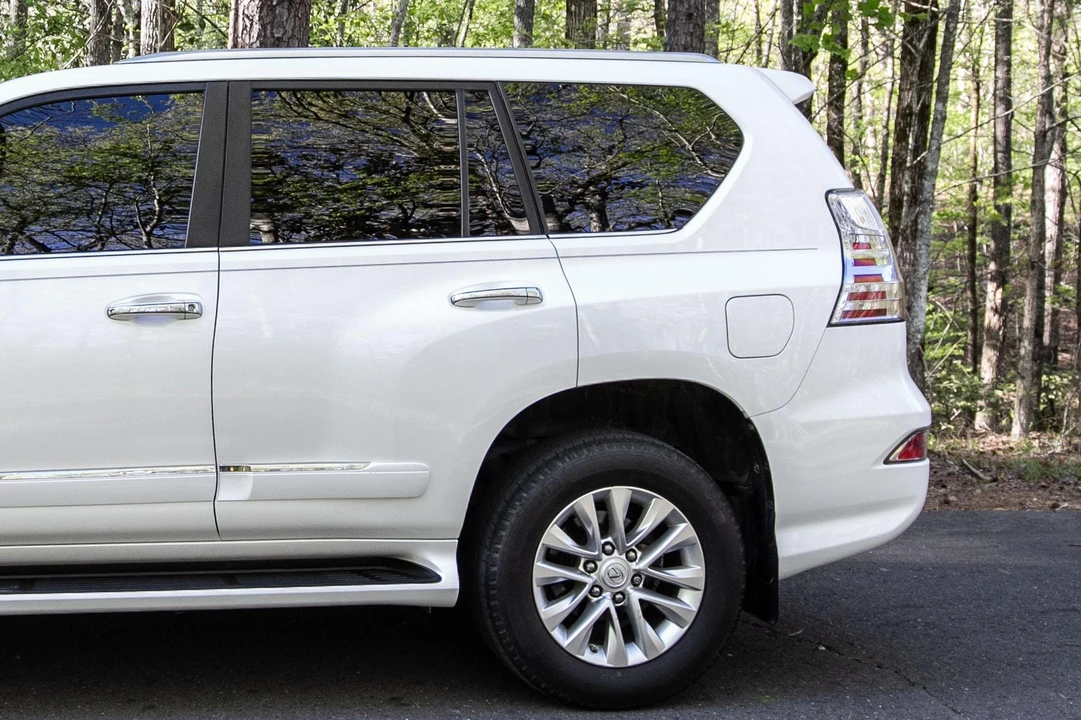 2018 Lexus GX 2nd Gen - Image 19 of 31