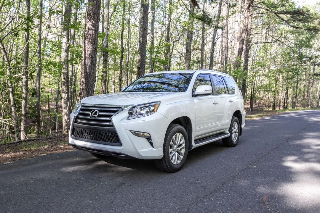 2018 Lexus GX 2nd Gen - Image 2 of 31