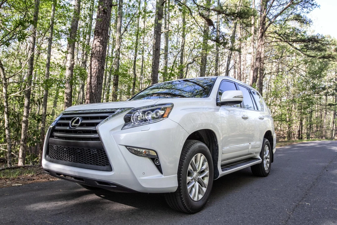 2018 Lexus GX 2nd Gen - Image 3 of 31
