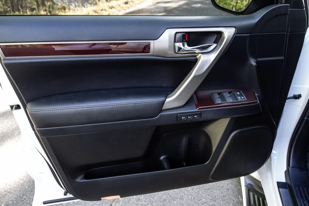 2018 Lexus GX 2nd Gen - Image 28 of 31